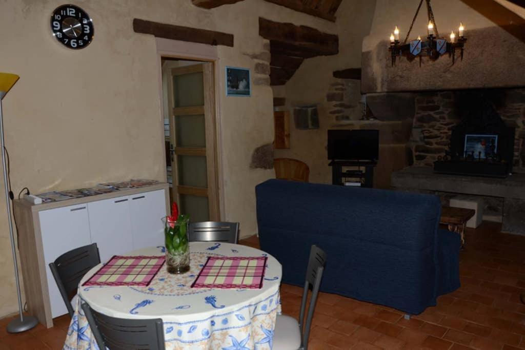 Gîte 3 pers Jacuzzi, possibilité table d'hôtes le soir Treduder Exterior foto